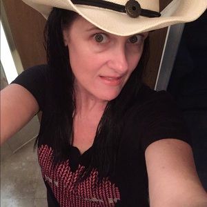 Meet your Posher, Renee